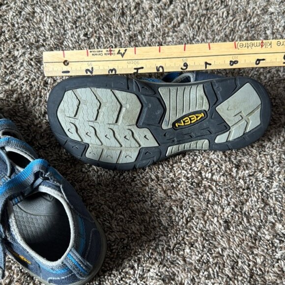 Keen Boys Youths Sandles Blue Size Approx 4 - Picture 9 of 9